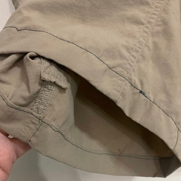 Northface shorts hiking ,camping ,outdoor recreational shorts women’s size 8 - Picture 6 of 7